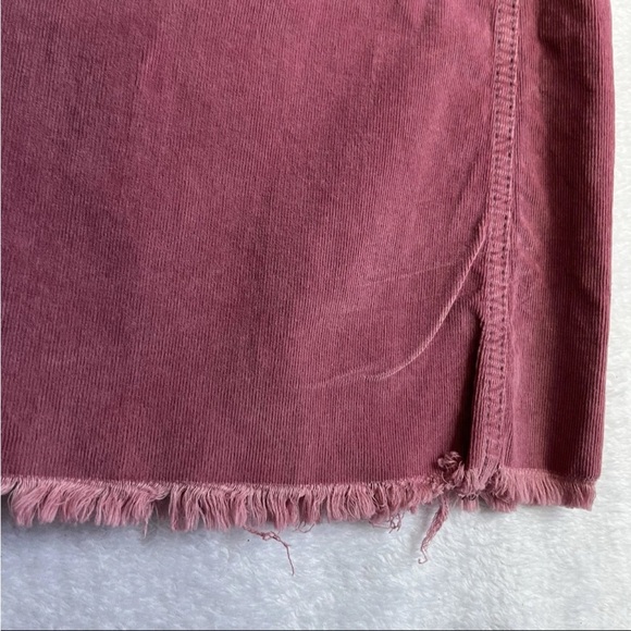 We The Free Jeans Sz 31 Short Flare Leg Boot Cut HR Raw Hem Corduroy Pants NWT - Picture 5 of 9